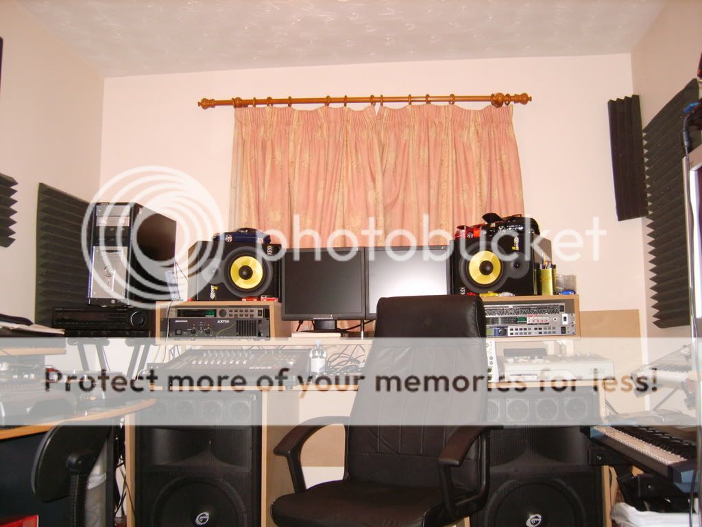 S8000476.jpg