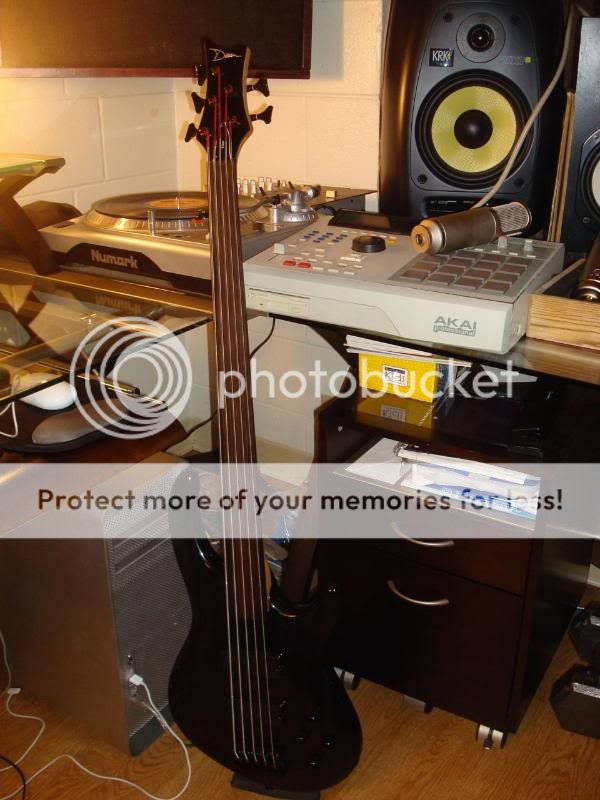 Studio6.jpg